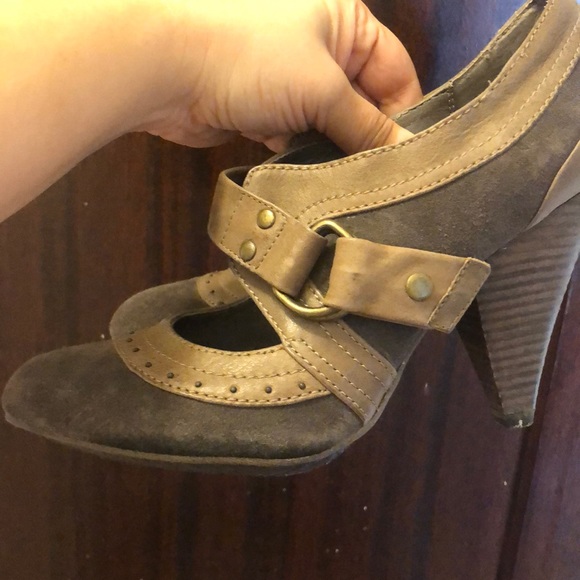 Miss Sixty suede taupe heels size 8 - Picture 3 of 4